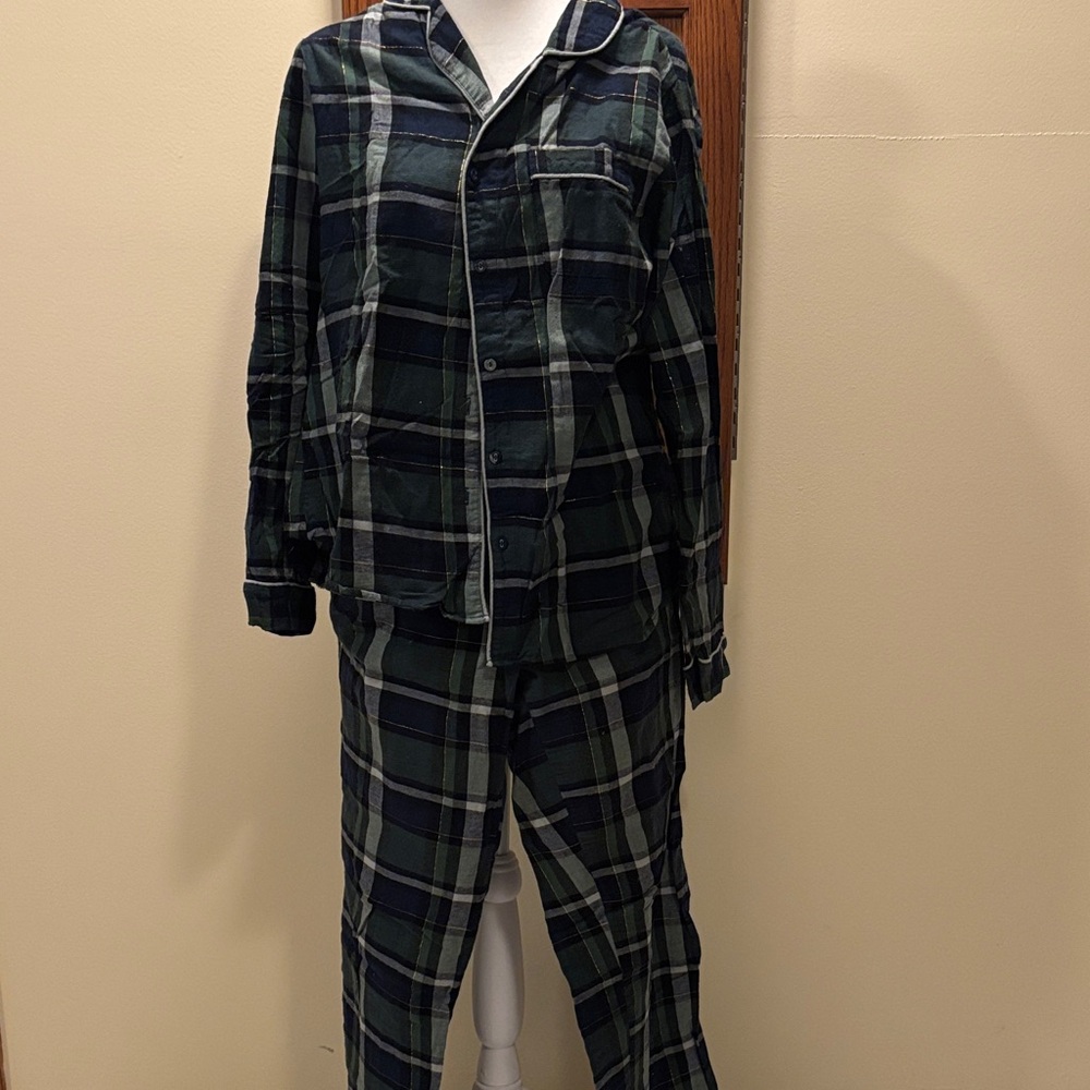 Stars Above Green and Black Plaid top and pants pajama set - size Medium